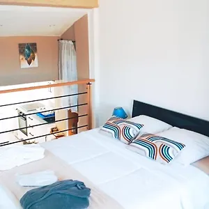 Type 2 Avec Terrasse Et Parking Appartement